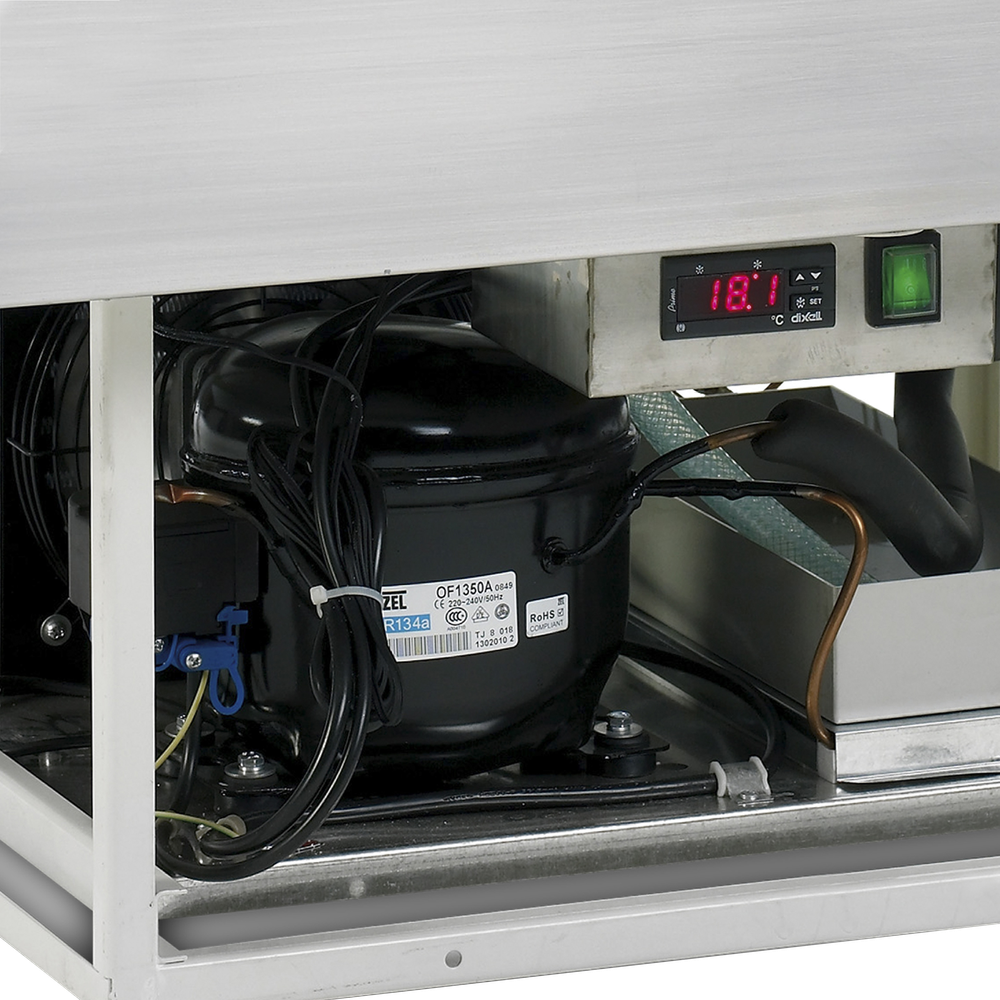 TEFCOLD CW2 Buffet Display - Image 3